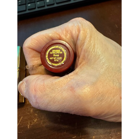 Lipstick bundle, 3 different colors.‎ NWOT - Picture 2 of 11